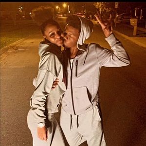 Meet your Posher, Adam